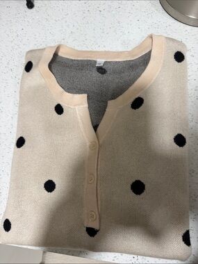Amazon Beige Polka Dot V-Neck Button Sweater worn one time